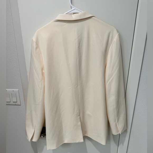 NWT NA-KD x Elin Warnqvist Strap Detail Blazer in Off-White - Picture 3 of 4